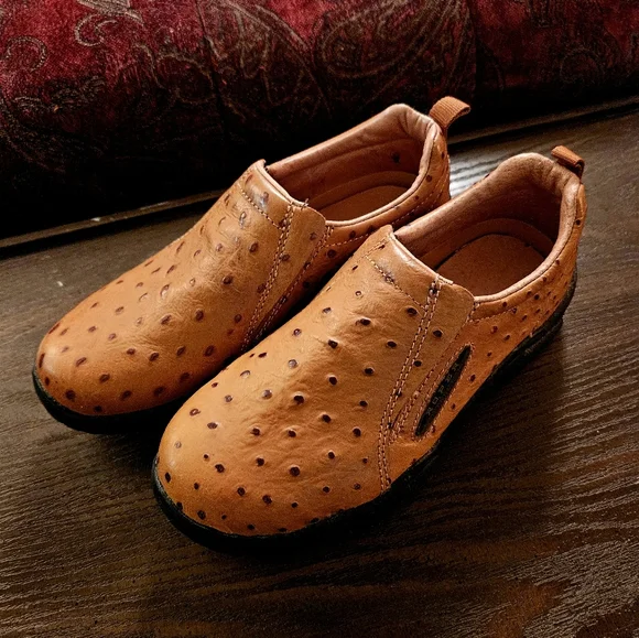 Women's Roper Faux ostrich shoes